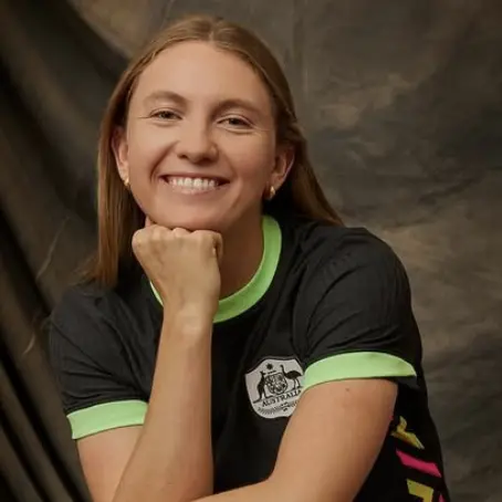 Clare Hunt