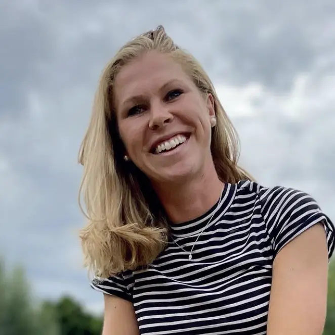 Rebecca Knaak