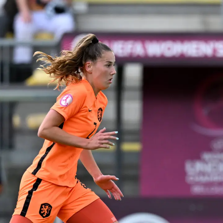Louise van Oosten