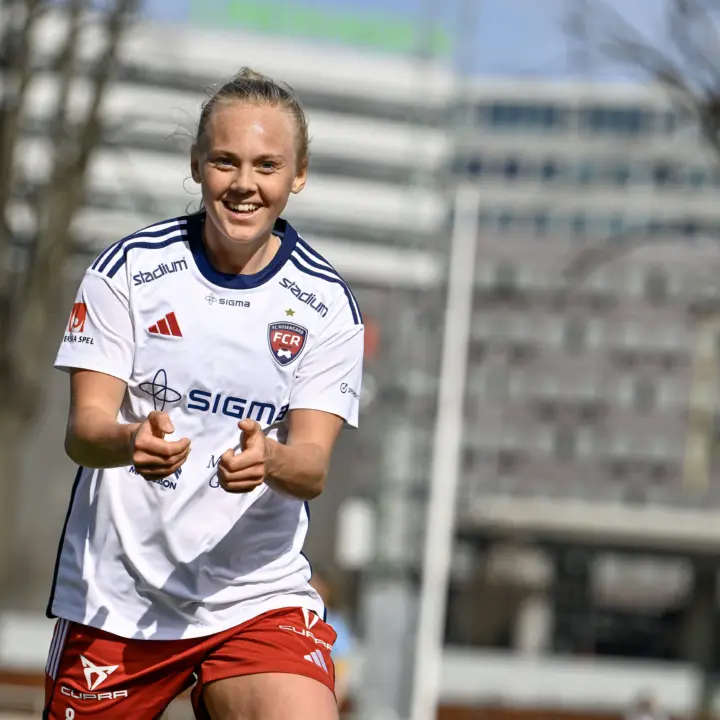 Molly Johansson