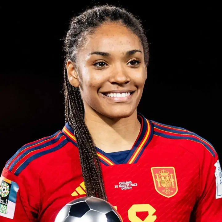 Salma Paralluelo