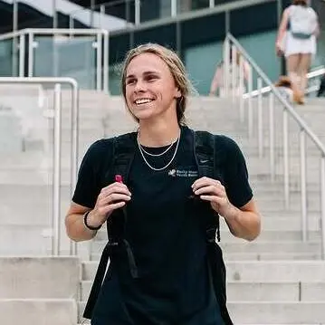 Halle Mackiewicz