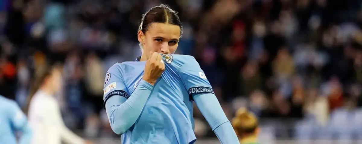 Casparij was named WSL November Player of the month