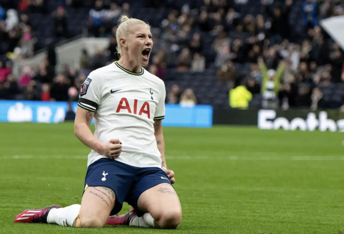 Beth England’s return