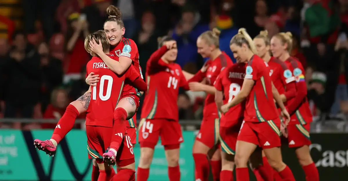 Wales team bus involved in crash at the Euros. All player remain unhurt