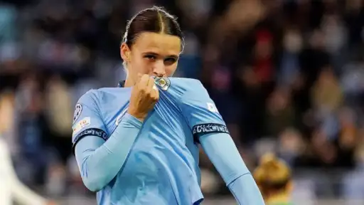Casparij was named WSL November Player of the month