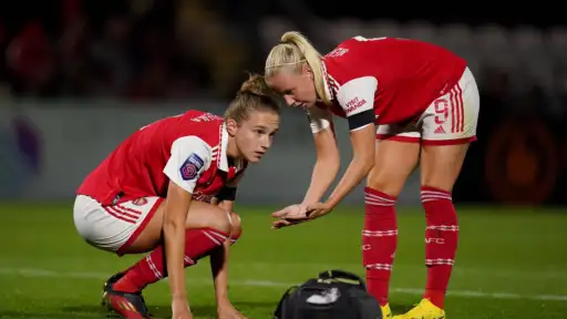 Myle's moms, Swifties, iconic football couple: Meet Beth and Viv