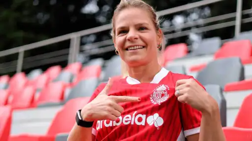 France's top scorer Le Sommer is leaving Lyon after 15 seasons for Mexican club Toluca