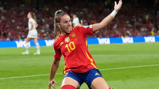 Merci fans! Switzerland bids farewell to the tournament after a big fight with Spain