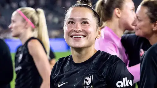 Angel City's captain announces retirement