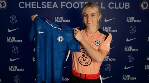 Blue Matilda. Chelsea sign Ellie Carpenter!