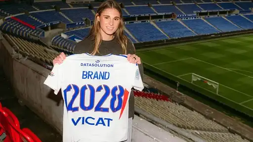 Jule Brand signs a three-year contract with OL Lyonnes