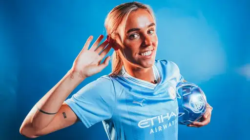 Huge boost for Man City as Jill Roord returns to squad after eight months out with ACL injury
