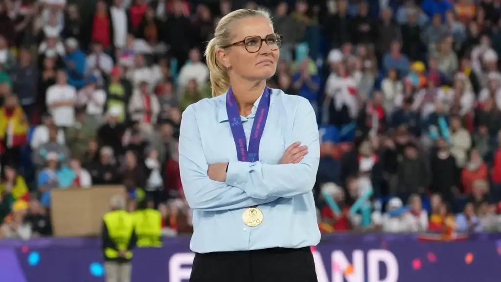 BBC SPOTY 2025: Lionesses coach and young star scoop major awards