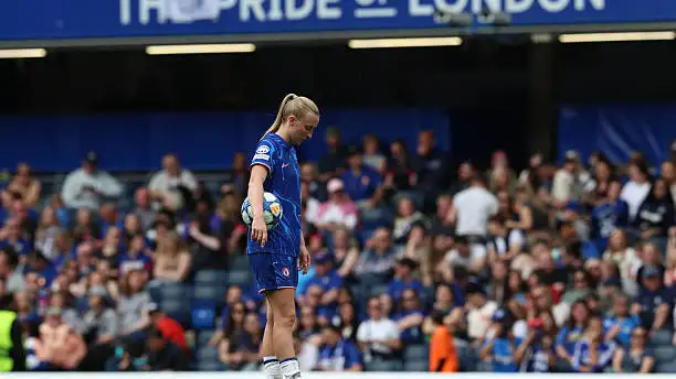 Chelsea's dreams are over. Barcelona blew Blues away 4-1 and advanced to the Champions League final for the fifth time in a row.