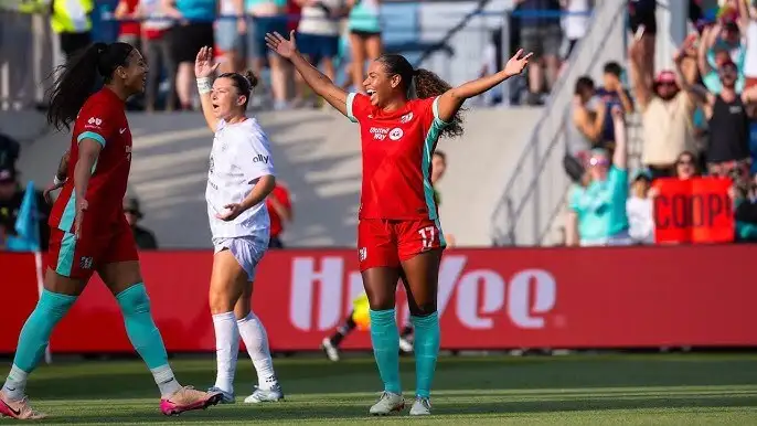 Kansas City Current maintained top spot with 2-0 win over Louisville