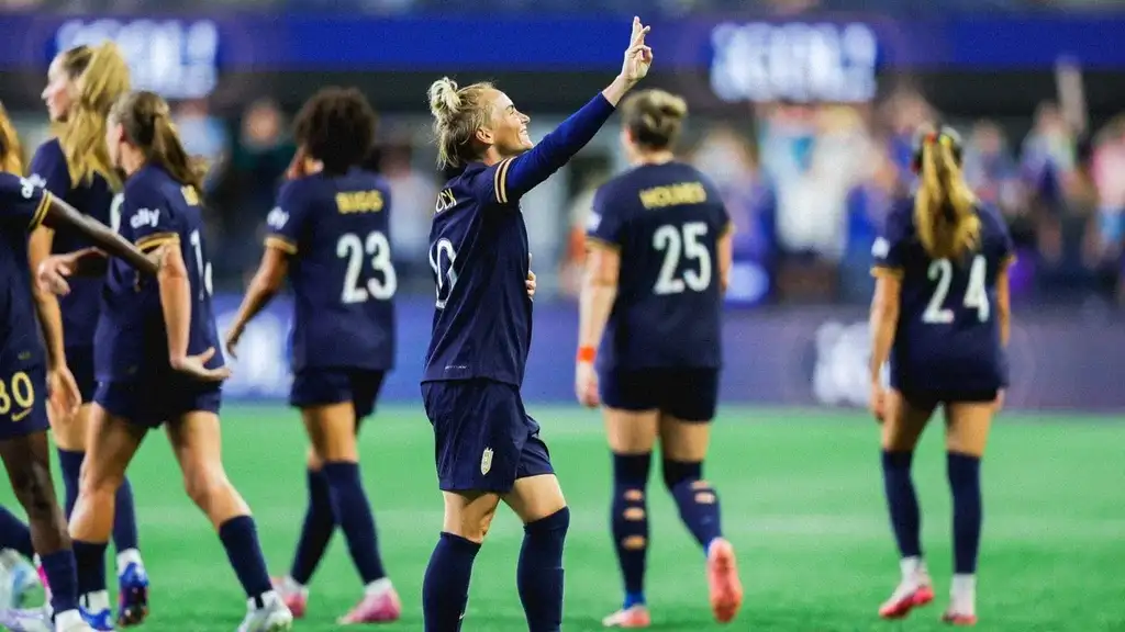 Jess Fishlock is on fire even after the Euros! Thanks to her goal, Seattle secured a win over Angel City