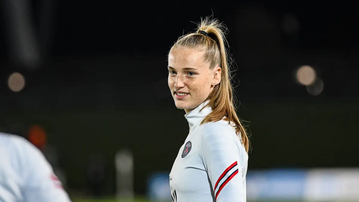 PSG confirmed that Jade Le Guilly is out for ACL injury