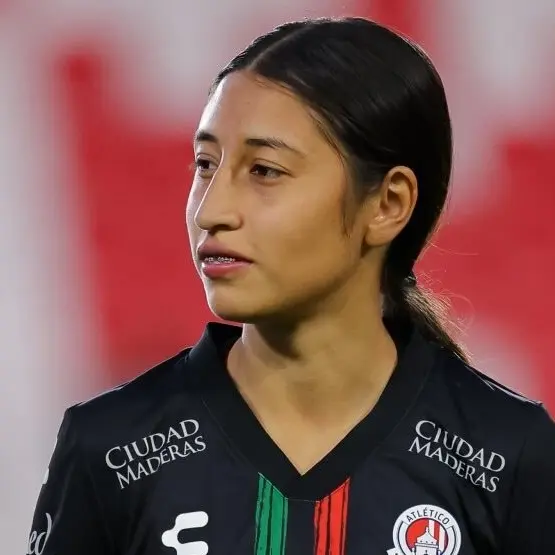 Alejandra Caldera