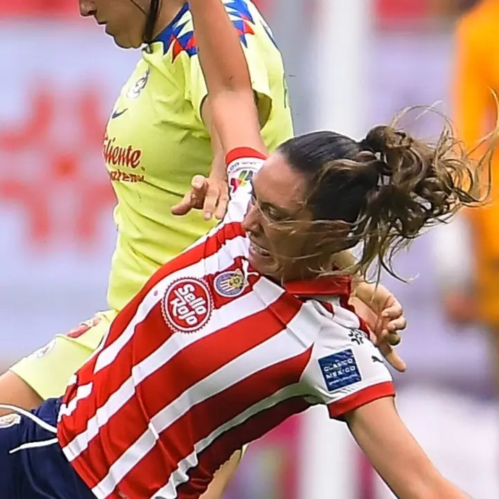 Adriana Iturbide