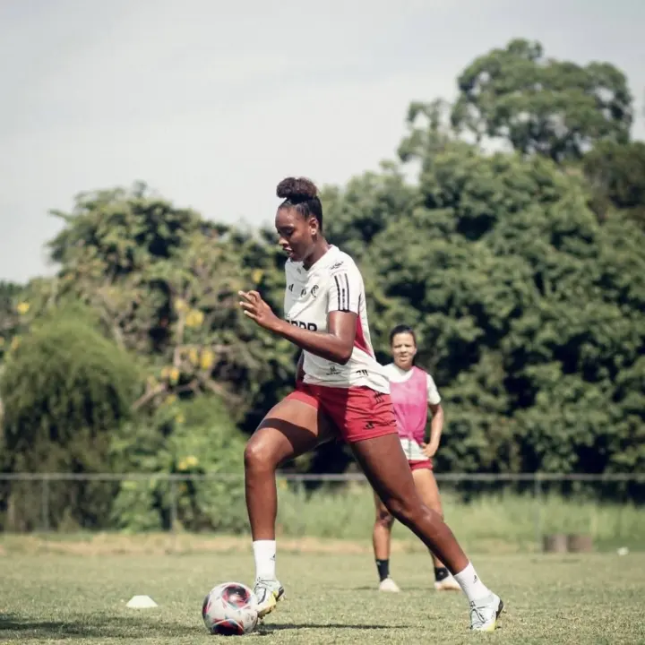 Nubia Januário Lopes da Conceição