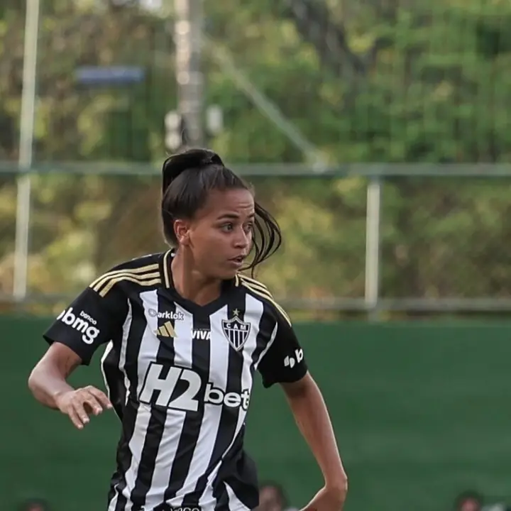 Debora Vieira