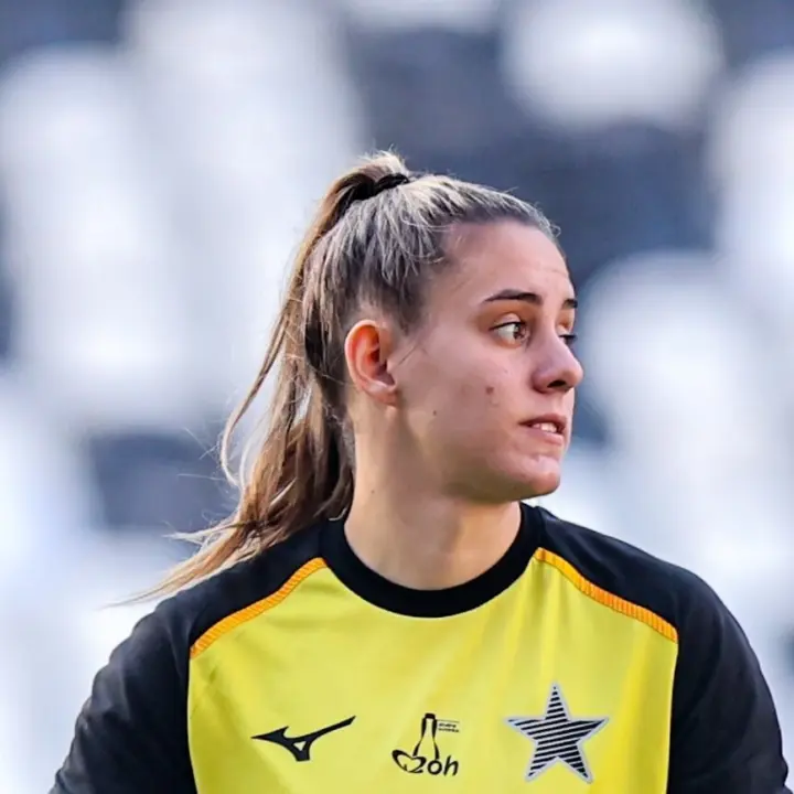 Isadora Ramires